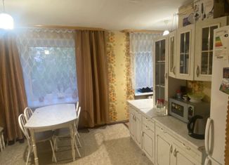 Продам 3-ком. квартиру, 48.6 м2, село Кабанск, улица Кирова, 4