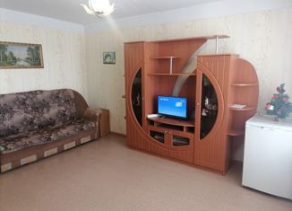 Продается 3-ком. квартира, 58.6 м2, Хабаровский край, улица Островского, 2