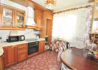 Продажа 2-комнатной квартиры, 51.1 м2, Москва, улица Раменки, 9к2, улица Раменки