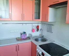 2-комнатная квартира на продажу, 42.7 м2, село Воздвиженка, улица Жуковского, 2