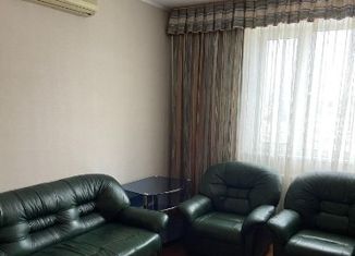 Сдам 3-комнатную квартиру, 15 м2, Москва, улица Кутузова, 2, улица Кутузова