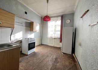 Продается 2-комнатная квартира, 55.4 м2, Новомосковск, Комсомольская улица, 41
