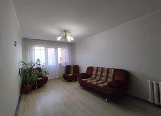 Продам двухкомнатную квартиру, 43 м2, Альметьевск, улица Шевченко, 70