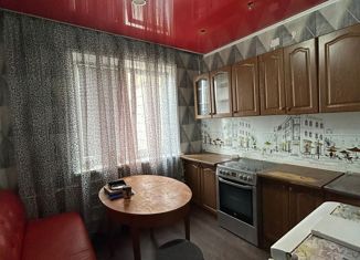 Продаю 3-комнатную квартиру, 65 м2, Старый Оскол, микрорайон Жукова, 29Б