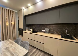 Продаю двухкомнатную квартиру, 68 м2, Краснодар, улица им. Героя Сарабеева В.И., 3/1, ЖК Керченский