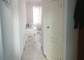 Продается 1-комнатная квартира, 27.7 м2, Черкесск, проспект Ленина, 145
