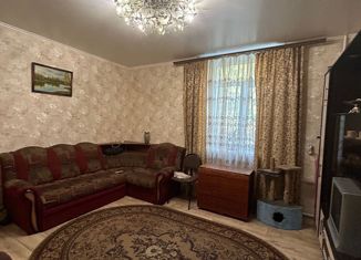Продается 2-ком. квартира, 50 м2, Новотроицк, Советская улица, 27