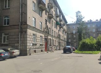 Продажа комнаты, 80 м2, Санкт-Петербург, Краснопутиловская улица, 29, метро Автово