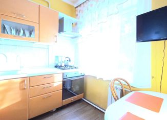 Продам двухкомнатную квартиру, 45 м2, Саратов, Ленинградская улица, 4