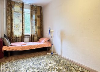 Продам 2-ком. квартиру, 44 м2, Иркутск, бульвар Рябикова, 2