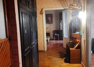 Продаю двухкомнатную квартиру, 55 м2, Михайловск, улица СНИИСХ, 8