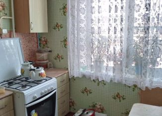Продается двухкомнатная квартира, 50.2 м2, Мариинский Посад, Ярославская улица, 2А
