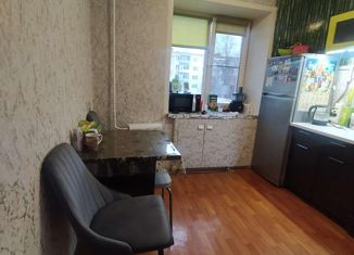 Продам 4-комнатную квартиру, 63 м2, Александров, улица Терешковой, 10/2