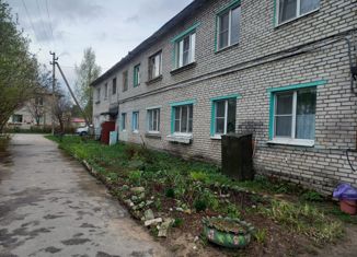 Трехкомнатная квартира на продажу, 58.3 м2, посёлок Сосново, Рабочий переулок, 2