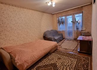 Продам 1-комнатную квартиру, 30 м2, Сыктывкар, Коммунистическая улица, 83, Юго-Западный район