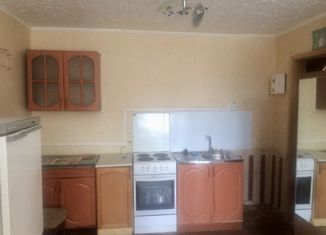 Сдается в аренду комната, 18 м2, Стерлитамак, улица Бородина, 3