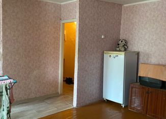Продам 3-комнатную квартиру, 55 м2, Елабуга, проспект Нефтяников, 45
