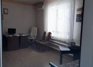Продам дом, 250 м2, Карачаево-Черкесия, улица Калантаевского, 36