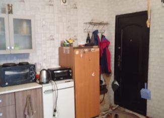 Продам 1-ком. квартиру, 18 м2, Ирбит, улица Азева, 35