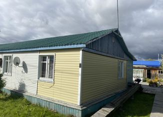 Продам 3-комнатную квартиру, 58 м2, село Белоярск, Озёрная улица, 9