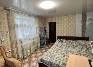 Продам 1-ком. квартиру, 32 м2, поселок городского типа Грамотеино, Колмогоровская улица, 22