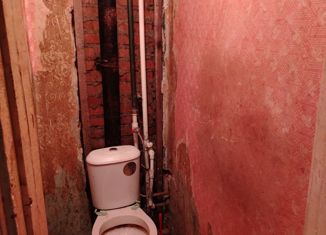 Продаю двухкомнатную квартиру, 45.3 м2, Ярцево, Школьный переулок, 10