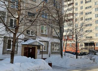 Трехкомнатная квартира на продажу, 60.8 м2, Кемеровская область, проспект Ленина, 141А