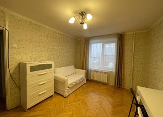 Сдаю 2-ком. квартиру, 40 м2, Москва, 2-я Синичкина улица, 26, 2-я Синичкина улица