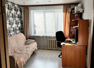 Продам комнату, 48.2 м2, Магаданская область, улица Набережная реки Магаданки, 61