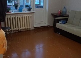 Продается двухкомнатная квартира, 42 м2, Богданович, 3-й квартал, 11