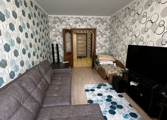 Продаю 3-комнатную квартиру, 48.8 м2, Балабаново, улица Гагарина, 18