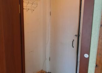 Продаю 2-комнатную квартиру, 42.7 м2, Заполярный, улица Космонавтов, 8