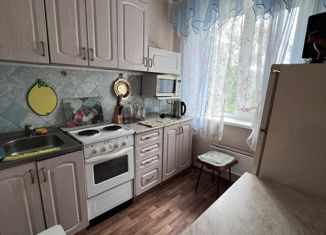 Продам 2-комнатную квартиру, 41.4 м2, Артём, Черноморская улица, 10