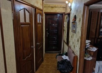 Продам 3-комнатную квартиру, 62.2 м2, Самара, Балаковская улица, 6, метро Спортивная