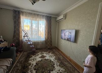 Продается 1-комнатная квартира, 56 м2, Дагестан, улица Юсупа Акаева, 25А