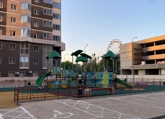 Продается 1-комнатная квартира, 42 м2, Новороссийск, улица Шевченко, 22