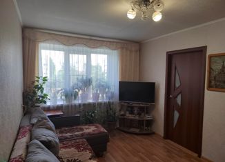 Продается четырехкомнатная квартира, 62 м2, Вологда, улица Панкратова, 80