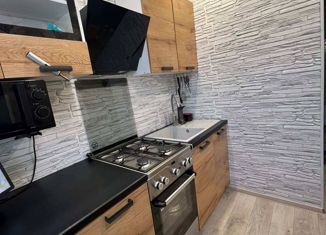 Продаю 2-ком. квартиру, 46.9 м2, Новотроицк, Уральская улица, 4А