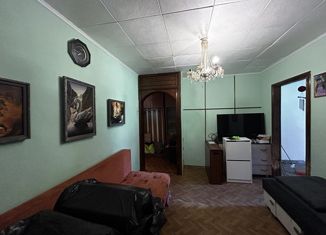 Продается трехкомнатная квартира, 48 м2, Красноярский край, улица Гагарина, 17к2