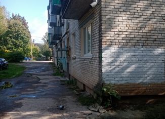 2-ком. квартира на продажу, 41.2 м2, Новгородская область, улица Оплеснина, 9