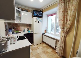 Продаю 1-ком. квартиру, 36.7 м2, Нягань, Речная улица, 185
