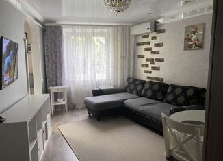 Продается четырехкомнатная квартира, 78.3 м2, Тольятти, улица Лизы Чайкиной, 23, Комсомольский район