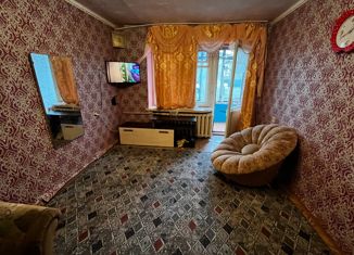 3-комнатная квартира на продажу, 61 м2, Заозёрный, улица Кузьмина, 31