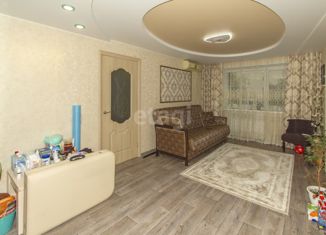 Продам 2-комнатную квартиру, 40.5 м2, Ялуторовск, улица Ленина, 68
