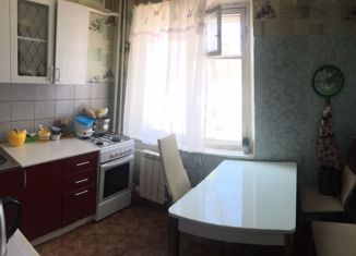 Продается 2-комнатная квартира, 44 м2, Узловая, улица Гагарина, 33