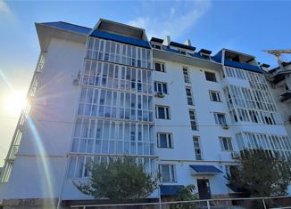 Продам двухкомнатную квартиру, 55.3 м2, Судак, переулок Суворова, 6