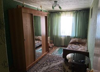 Продаю 5-комнатную квартиру, 108 м2, Губкин, улица Агошкова, 1