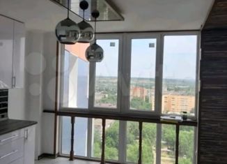 Продам однокомнатную квартиру, 38 м2, Каменск-Шахтинский, улица Гагарина, 53