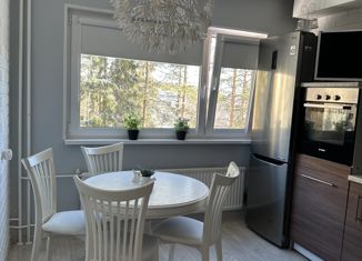 Продаю 2-комнатную квартиру, 49.5 м2, Костомукша, Карельская улица, 7