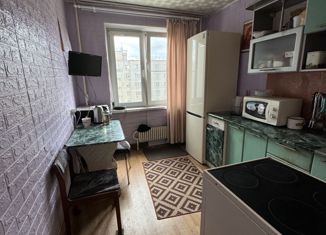 Продам 3-комнатную квартиру, 65 м2, Челябинск, Каслинская улица, 23В, Калининский район